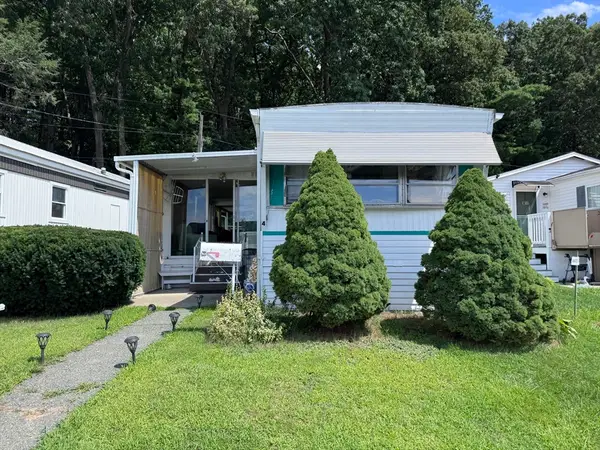 4 Ethel Av, Marlborough, MA 01752