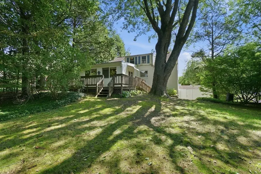 1374 Plumtree Rd, Springfield, MA 01119 - #3