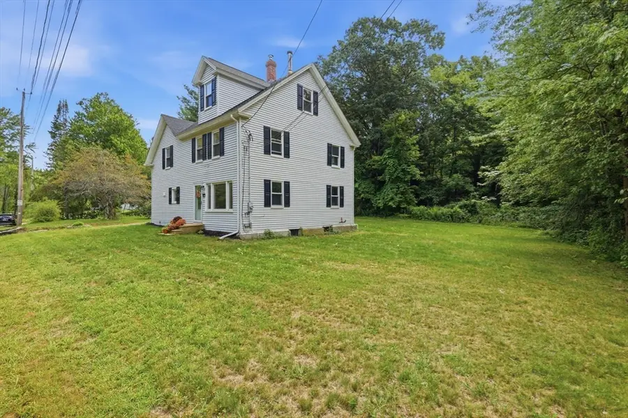 169 Quinapoxet St, Holden, MA 01522 - #2