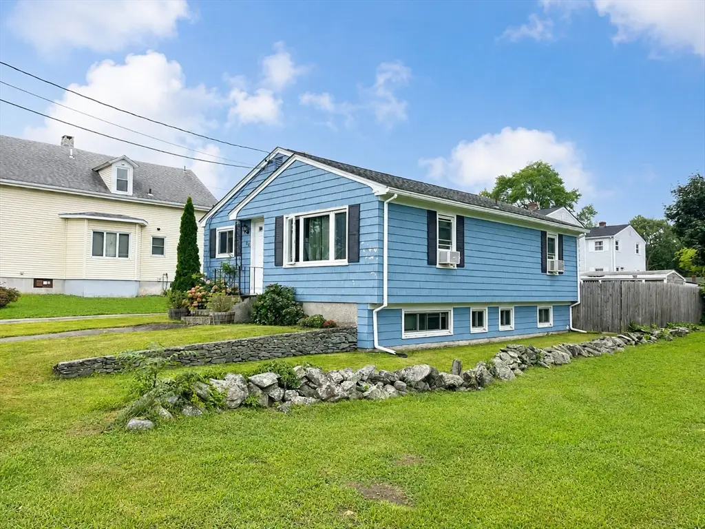 60 Martin St, East Providence, RI 02914 - #1
