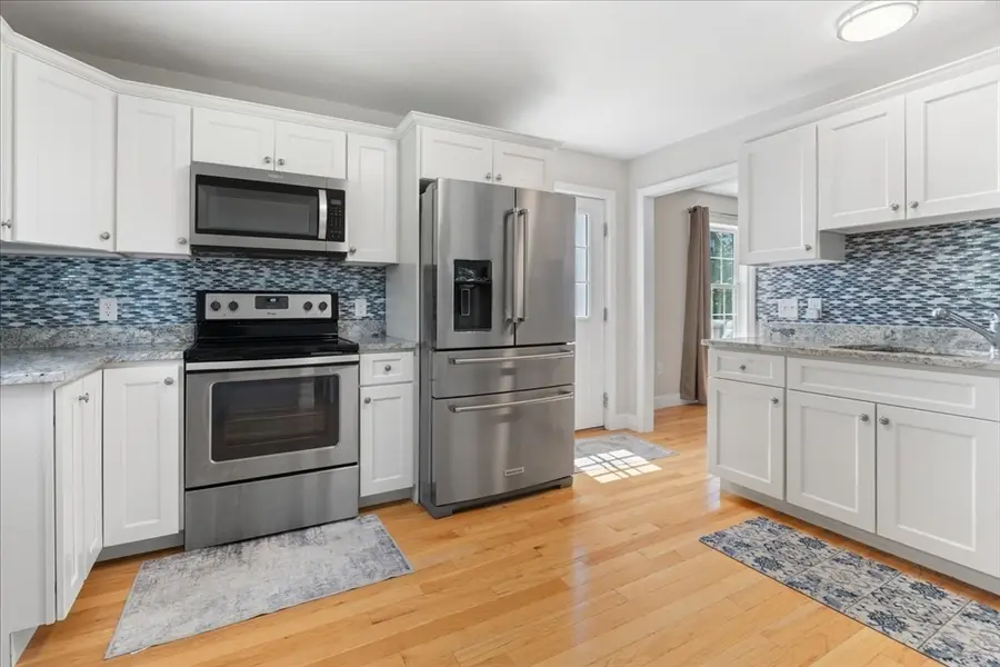 28 Stanley St, North Attleboro, MA 02763 - #3