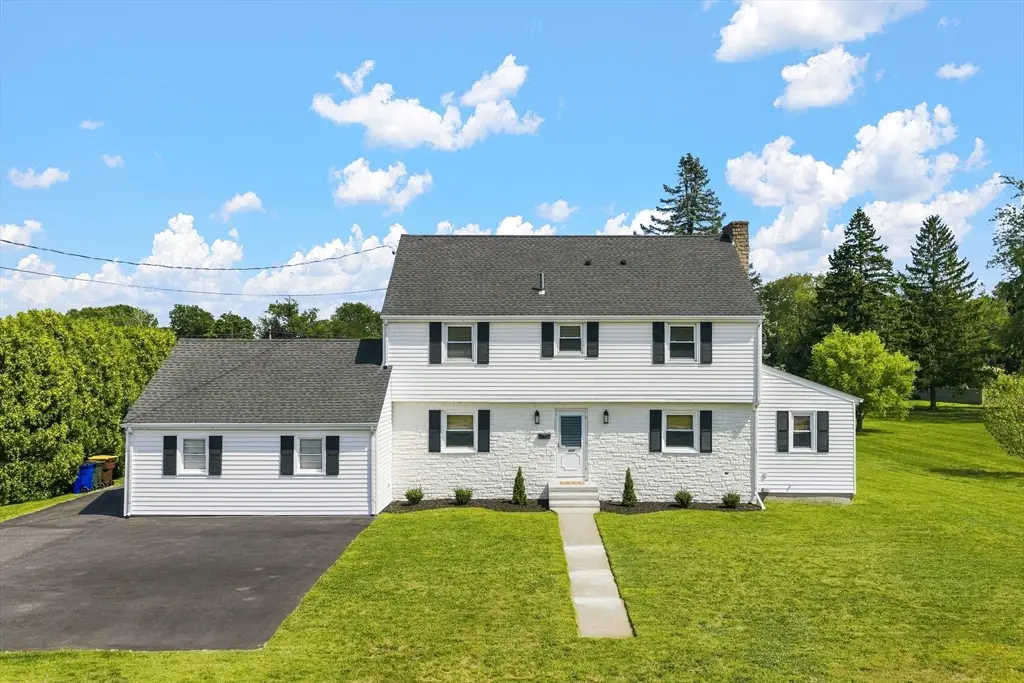 807 N Eastern Ave, Fall River, MA 02720 - #1