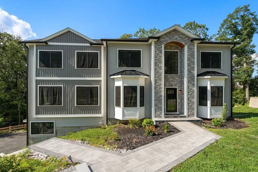 9 Flanagan Dr, Shrewsbury, MA 01545 - #1