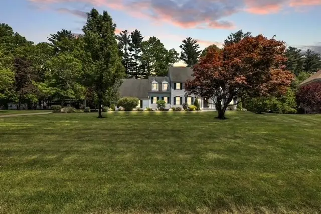 17 Wellington Drive, East Longmeadow, MA 01028 - #2