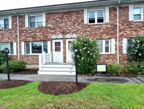28 Douglas Drive #28, East Bridgewater, MA 02333