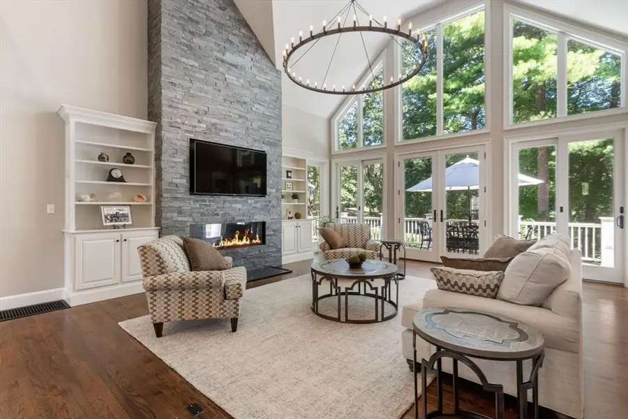 10 Hawk Hill Ln, Ipswich, MA 01938 - #2