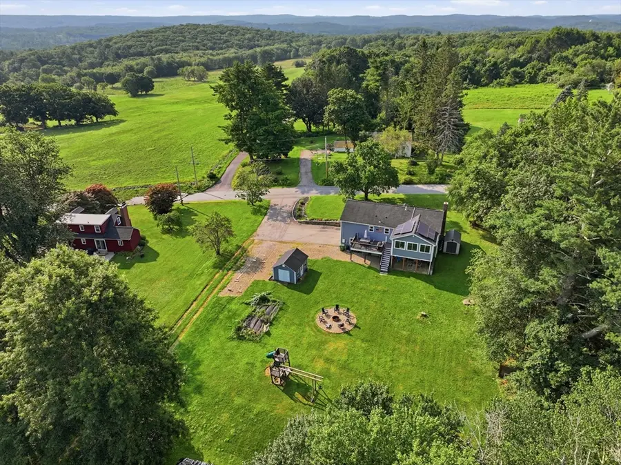 137 Ward St, North Brookfield, MA 01535 - #2