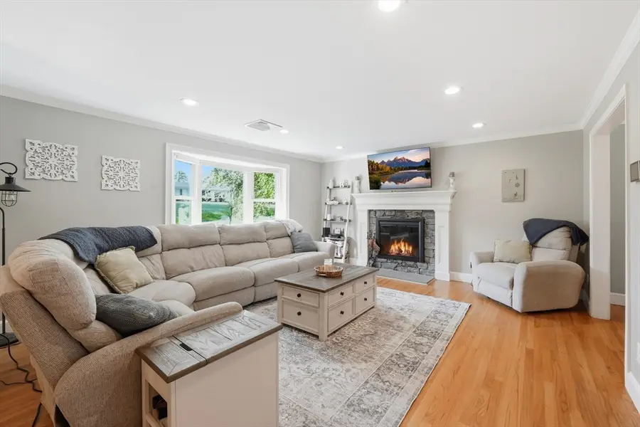 137 Ward St, North Brookfield, MA 01535 - #3