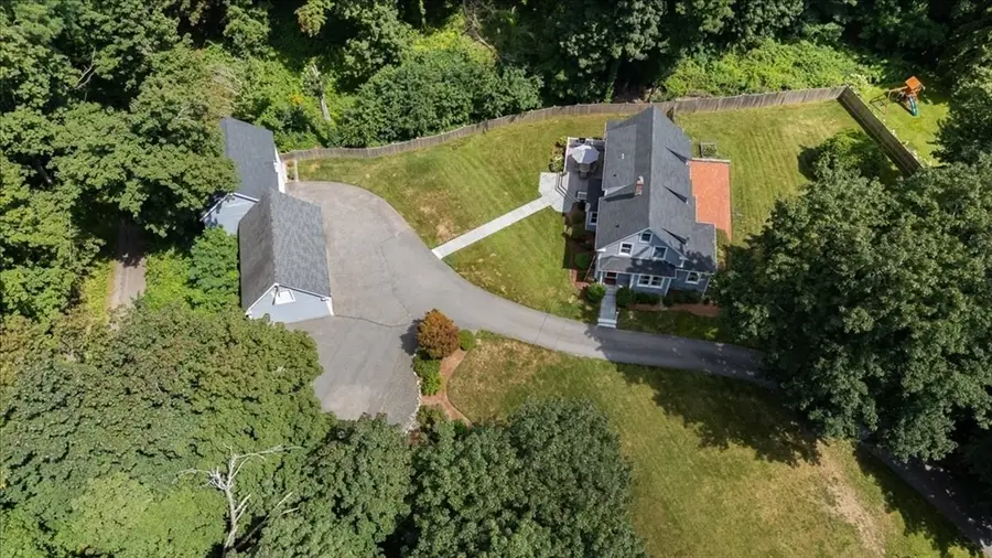 104 High St, Topsfield, MA 01983 - #3