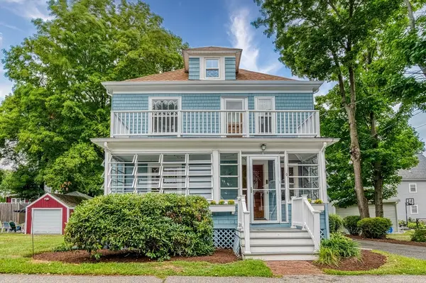 9 Warren Street, Norwood, MA 02062