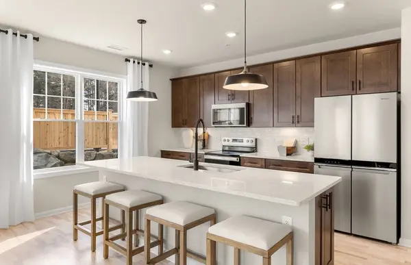 399 Neponset #306, Canton, MA 02021
