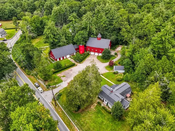 176 Sherburne Ave, Tyngsborough, MA 01879