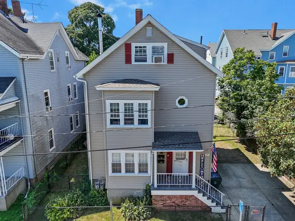 131 Foster St, Fall River, MA 02721
