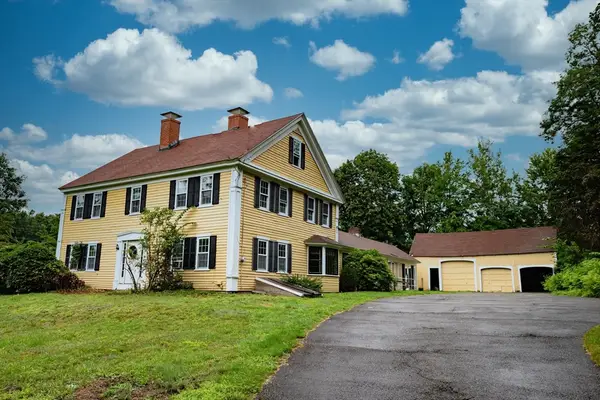 106 Beal St, Lunenburg, MA 01462