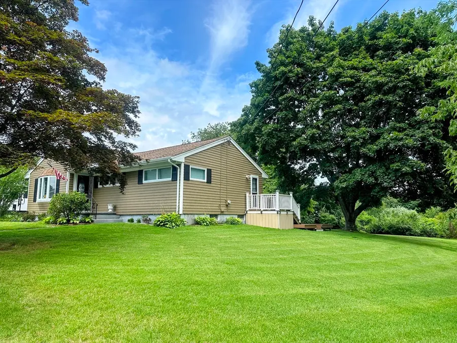 67 Montgomery Rd, Swansea, MA 02777 - #3