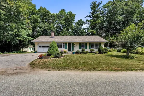 72 Powers Rd, Holden, MA 01520