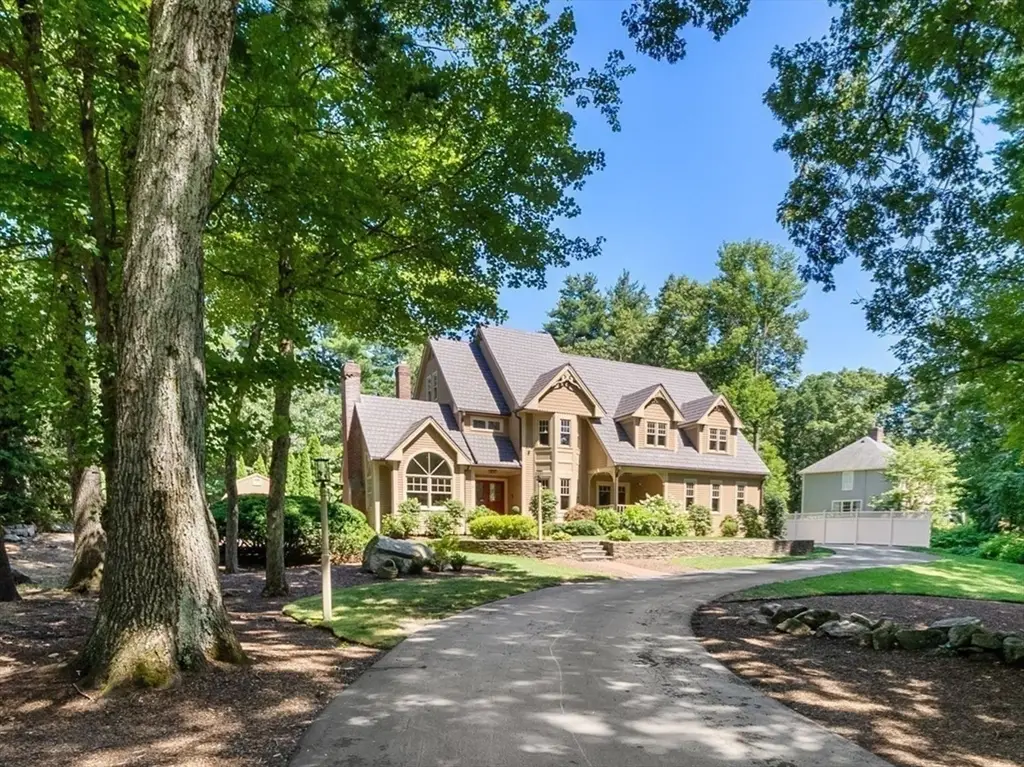 5 Queen Anne Rd, Hopkinton, MA 01748 - #1