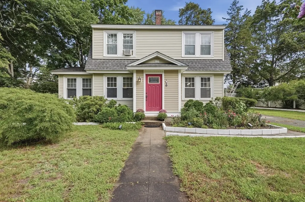 101 Pleasant St, Tewksbury, MA 01876 - #1