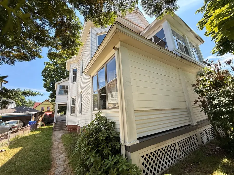 43 Wellington St, Springfield, MA 01109 - #2