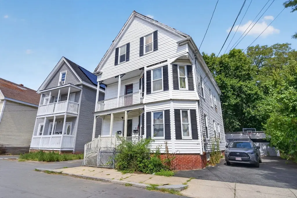 16 Gilbert Ave, Haverhill, MA 01832 - #1
