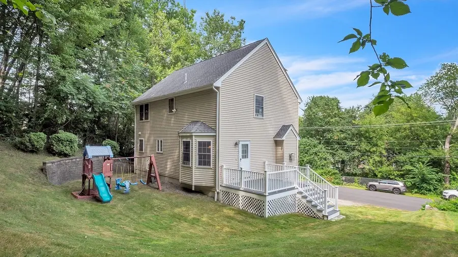 117 Bradley Ave, Haverhill, MA 01832 - #2