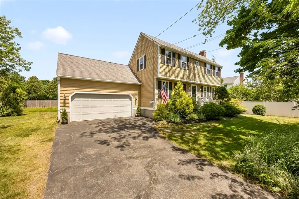 4 Ocean Ave, Newburyport, MA 01950 - #1