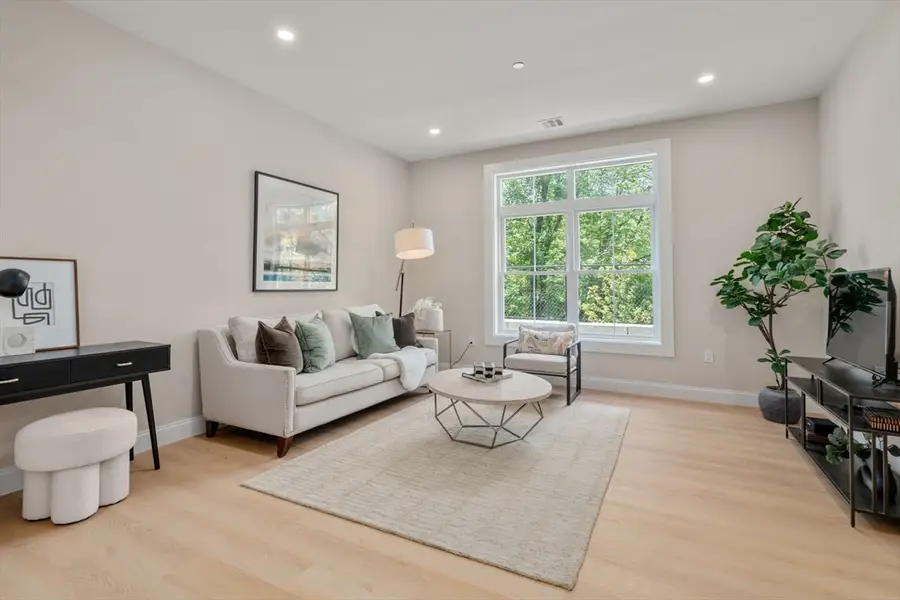 7 Cross St #201, Wilmington, MA 01887 - #2
