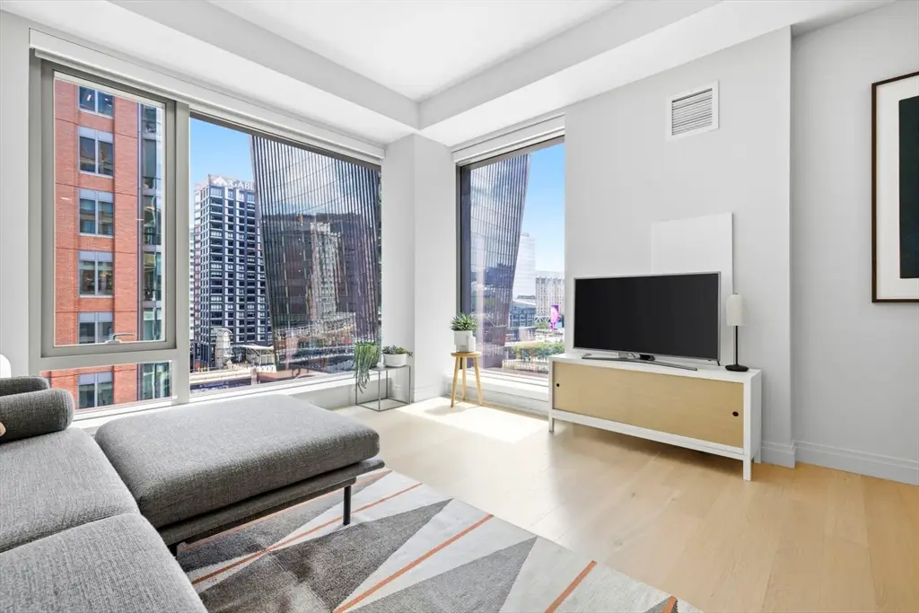 135 Seaport Blvd #1016, Boston, MA 02210 - #1