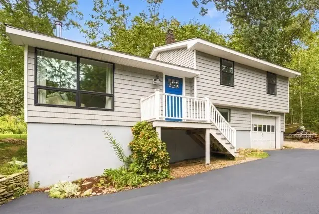 118 Horseneck Rd, Dartmouth, MA 02748 - #1