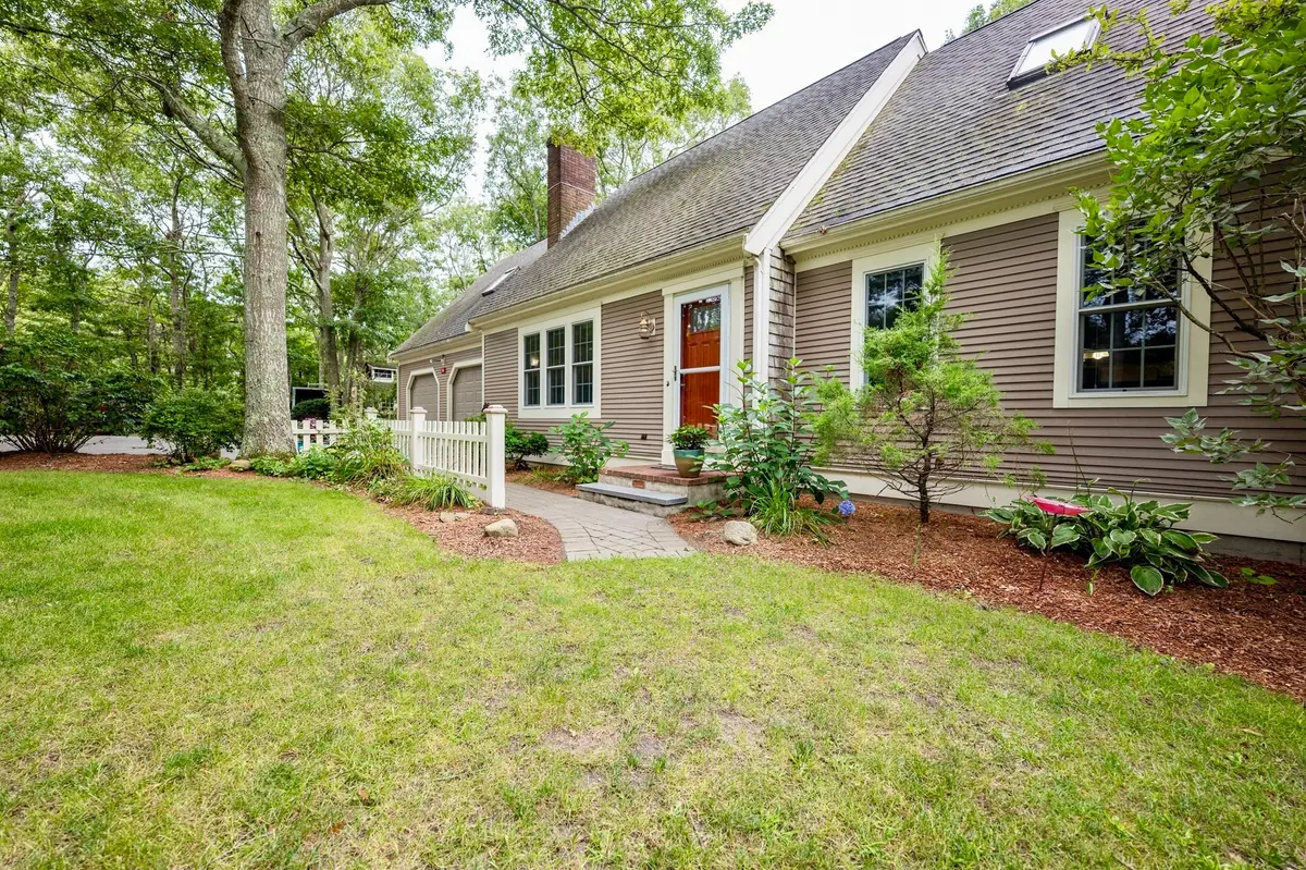 289 Quaker Meeting House Rd, Sandwich, MA 02537 - #1