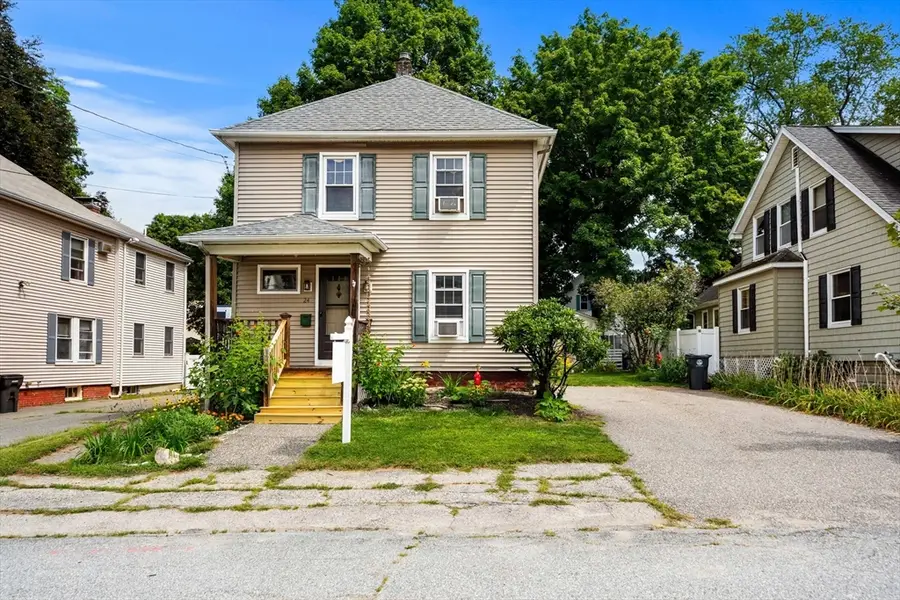24 Vernon St, Haverhill, MA 01835 - #2
