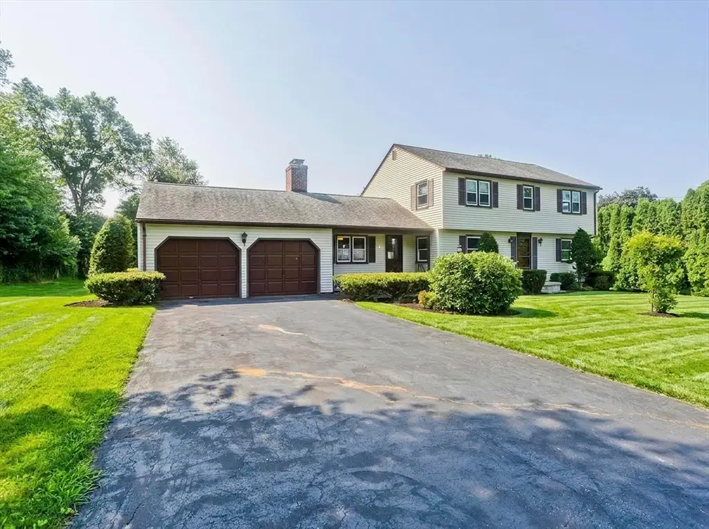 15 Fernwood Dr, Wilbraham, MA 01095 - #1