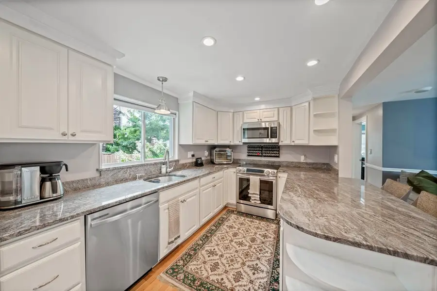 78 Doris Dr, Abington, MA 02351 - #2