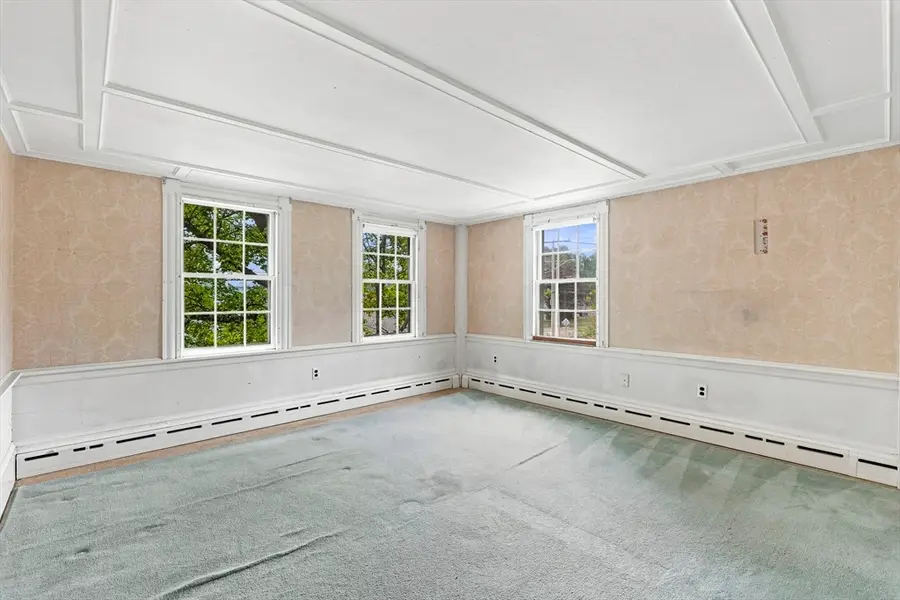 19 Eastern Ave, Essex, MA 01929 - #3