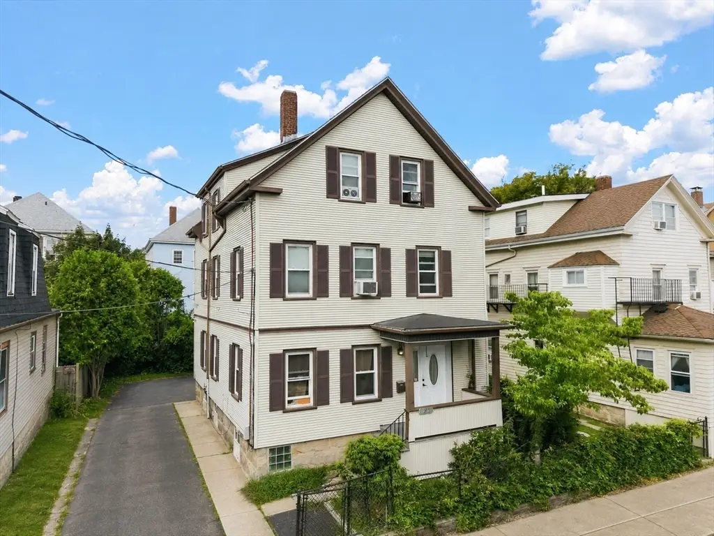 21 Salisbury St, New Bedford, MA 02744 - #1