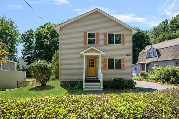 127 Maple St, Attleboro, MA 02703