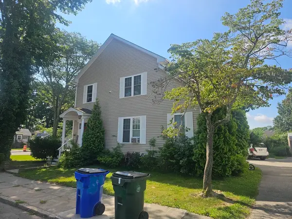 39 Bond Street, Fall River, MA 02720