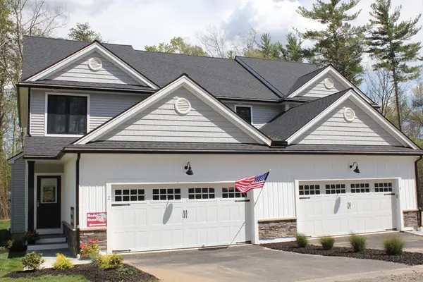113 Compass Point Drive #92, Douglas, MA 01516