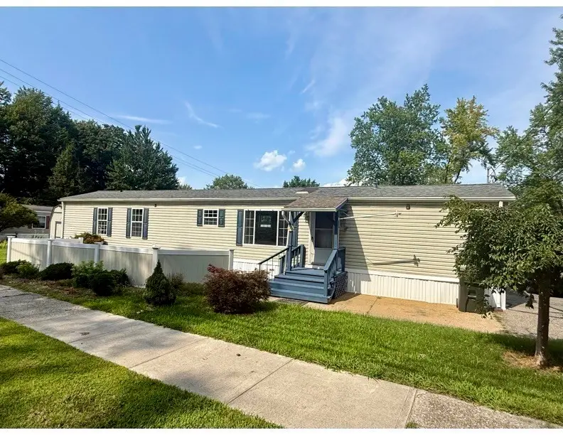 11 Quaboag Valley, Palmer, MA 01069 - #3