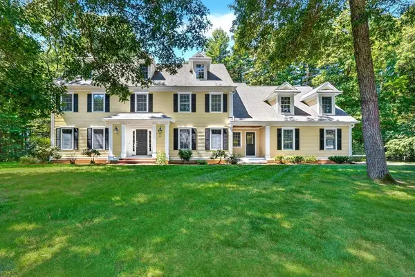 26 Sweeney Ridge Rd, Bedford, MA 01730