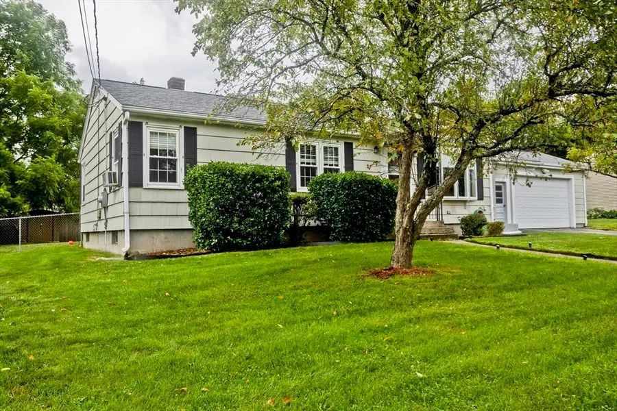 14 Bliss Rd, Bellingham, MA 02019 - #2