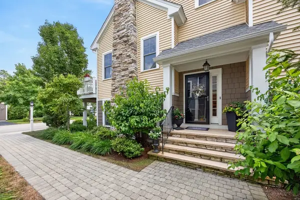 53 Boatwrights Loop, Plymouth, MA 02360