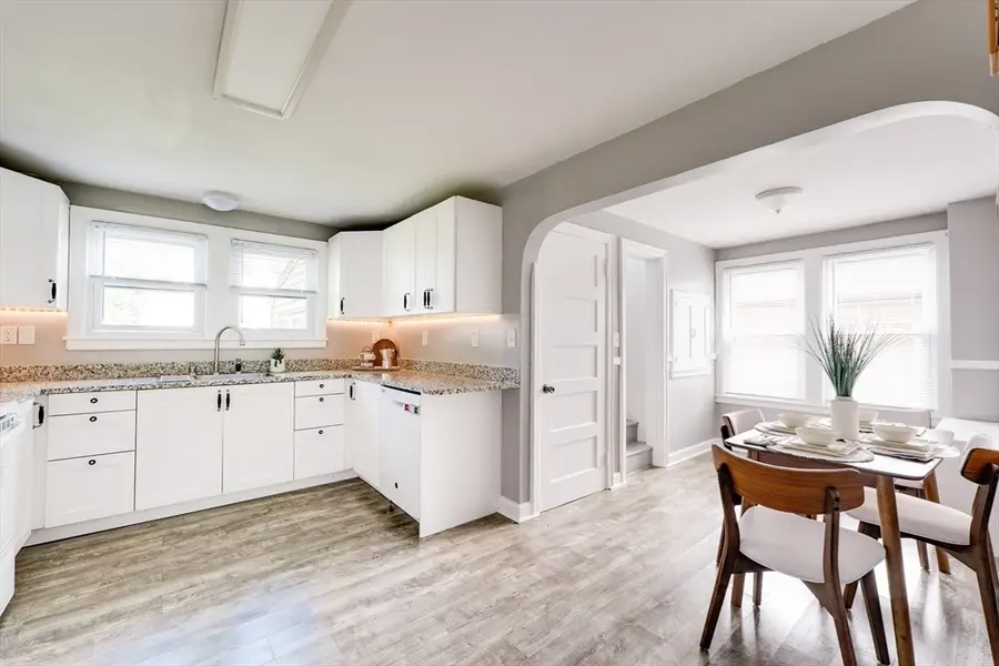41 Park St, Agawam Town, MA 01030 - #3