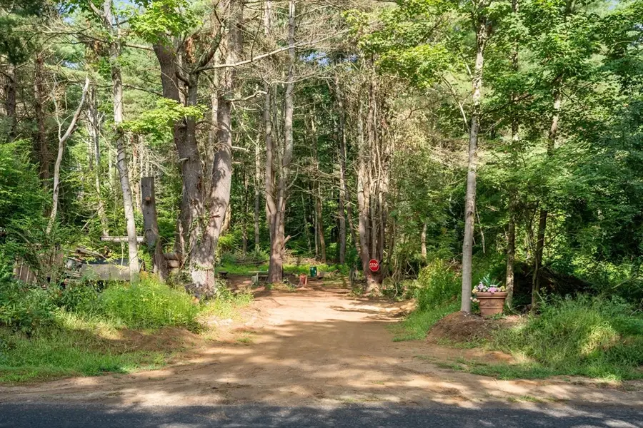 305 Warren Rd, Brimfield, MA 01010 - #2