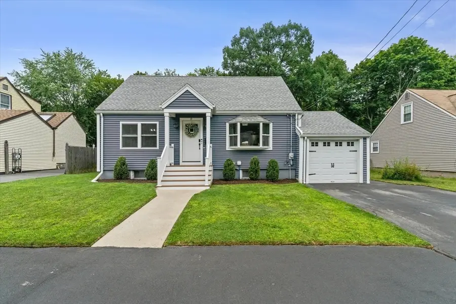 19 W Sigourney St, Lynn, MA 01905 - #3