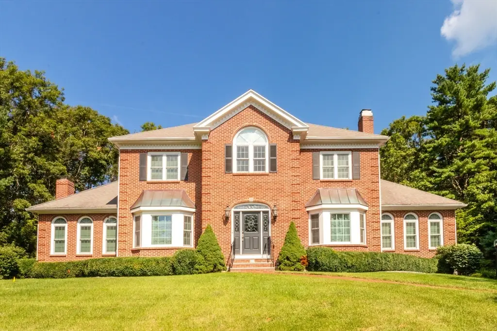 25 Windsor Dr, Foxboro, MA 02035 - #1