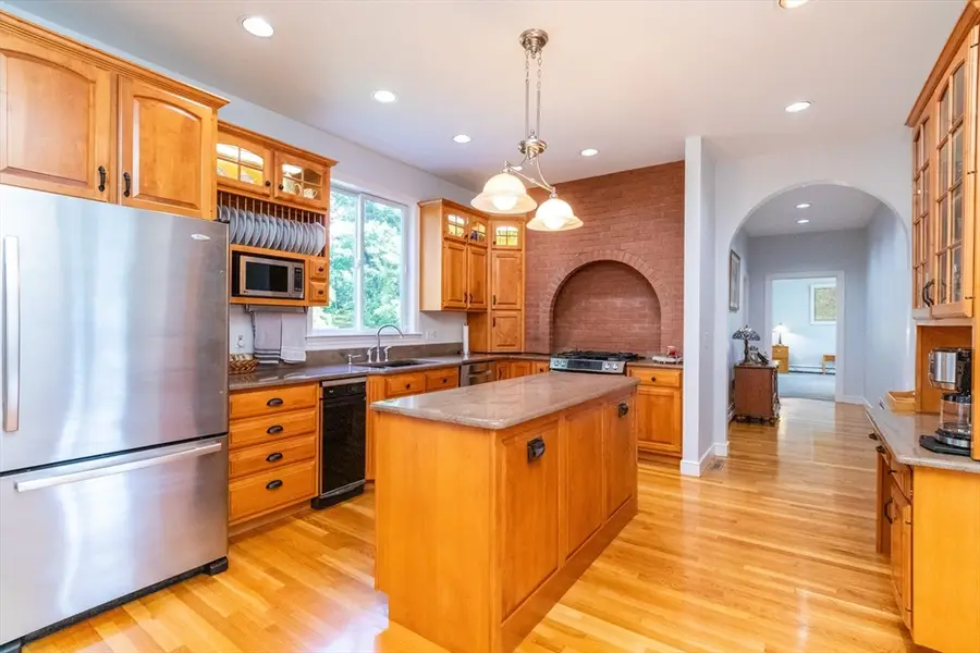 25 Windsor Dr, Foxboro, MA 02035 - #2
