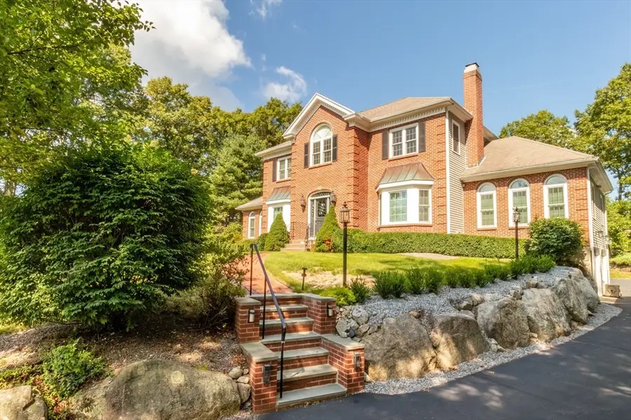25 Windsor Dr, Foxboro, MA 02035 - #3