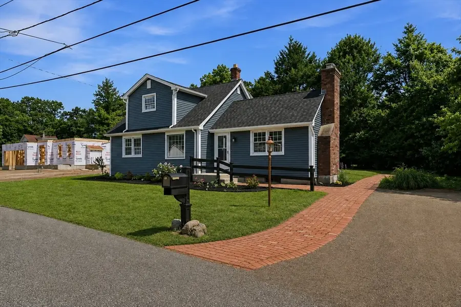 101 Smith Ave, East Longmeadow, MA 01028 - #2