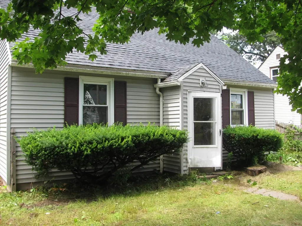 86 Pheland St, Springfield, MA 01109 - #1